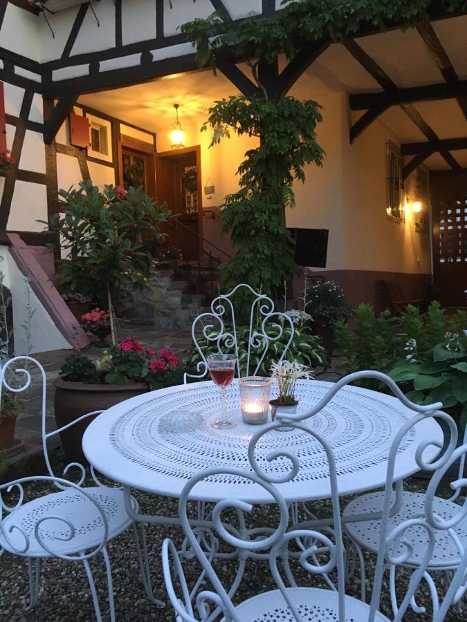 Hotel De Charme 'Zum Schiff' Іффецгайм Екстер'єр фото