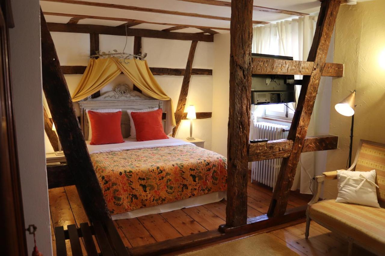 Hotel De Charme 'Zum Schiff' Іффецгайм Екстер'єр фото